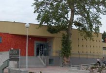 Ulewny deszcz zamknął basen