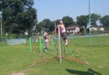 Nowe urządzenia na placu zabaw w Skidziniu