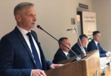 Starosta i nowy Zarząd Powiatu wybrany