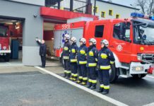 Strażacy z Jawiszowic uczcili pamięć górników, którzy zginęli w czeskiej kopalni -FILM-