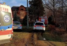 Pożar szałasu w jawiszowickim zagajniku- strażacy ujawnili zwłoki mężczyzny -FOTO-