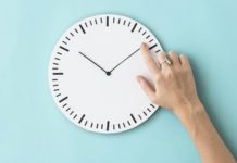 Przesuwamy zegary i śpimy o godzinę krócej!