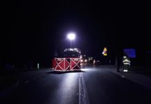 Wszedł wprost pod jadący samochód. Nie żyje 68-latek