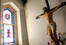 Czy Wielki Piątek powinien być dniem wolnym od pracy?