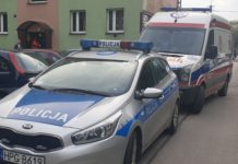 Nago biegał po klatce i wygrażał się sąsiadom – interweniowały służby ratunkowe