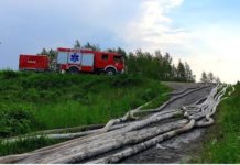 Burmistrz podziękował strażakom za udział w akcji przeciwpowodziowej