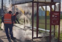 Wyczyścili i odkazili przystanki