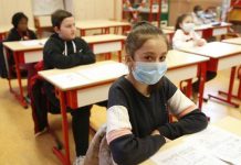 Większość rodziców chce powrotu dzieci do szkół