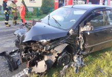 Przemęczenie kierowcy przyczyną groźnej kolizji