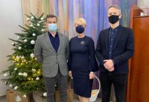 Świąteczna wizyta burmistrza w Urzędzie Marszałkowskim