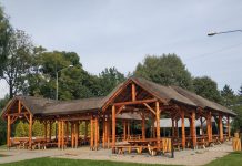 Odnowiono Folwark w Przecieszynie