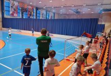Młodzi piłkarze LKS-u zagrali w turnieju ‘Iskierka Cup’ – FOTO