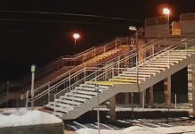 Małżeństwo z Brzeszcz wraz z policjantami uratowali życie 22-latce