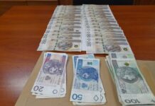 Spora sumka czeka na właściciela. Czyja to zguba?