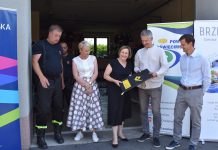 Nowy sprzęt ratowniczy dla OSP Brzeszcze dzięki wsparciu lokalnych władz