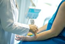 Lepsze wyposażenie, łatwiejszy dostęp do badań. 51 mln zł na inwestycje w służbie zdrowia w Małopolsce