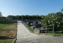 Nowy chodnik na cmentarzu komunalnym w Jawiszowicach poprawia bezpieczeństwo i estetykę