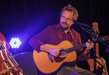 Akustyczny koncert Pawła Domagały