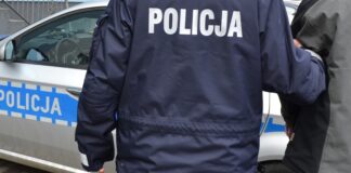 Brzeszcze. Prowadził auto z piwem w ręce- interweniowała Policja