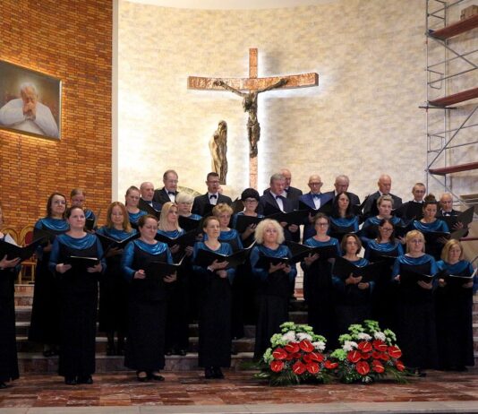 Chór „Canticum Novum” koncertem podsumował roczną pracę